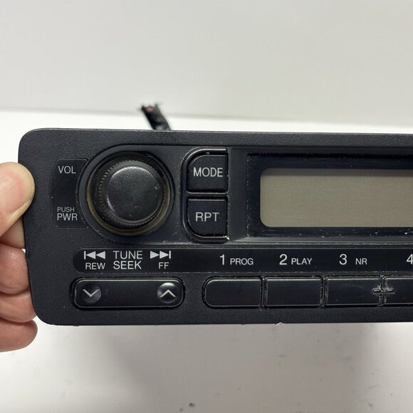 1996-2000 Honda Civic EX DX Stereo Radio Receiver Player 39100-S01-A110 OEM FM - Picture 2 of 12